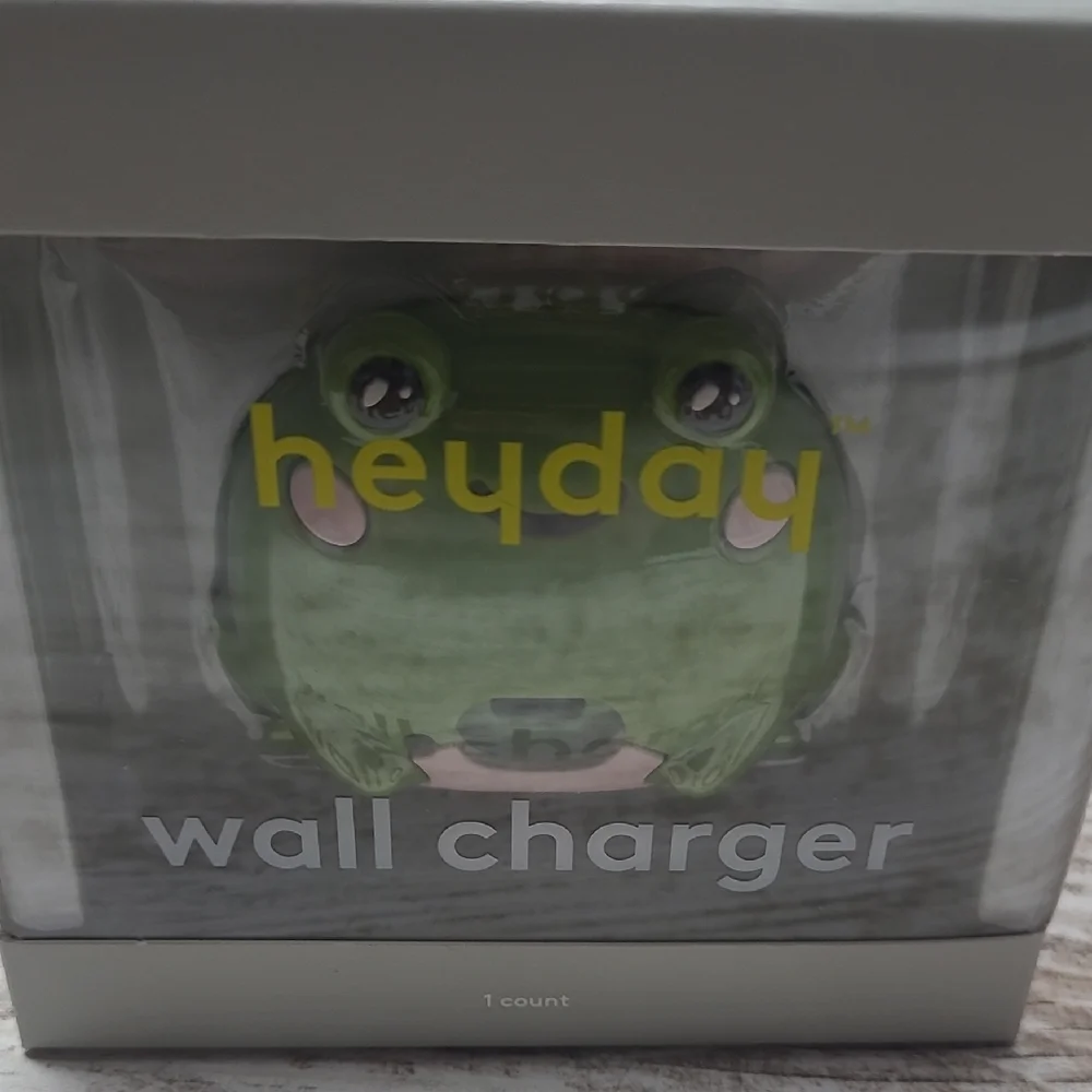 Heyday Single‑Port USB‑C Wall Charger – Frog Design